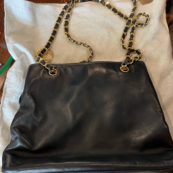 Lambskin Chanel Tote - Picture 2 of 15